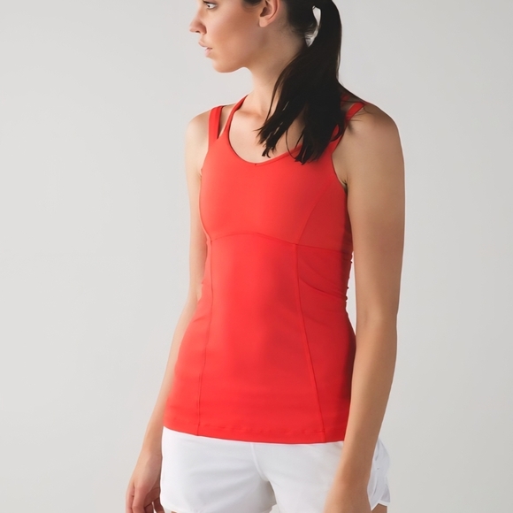 LULULEMON Happy Strappy Tank In Alarming Red.Size 6 - Picture 1 of 15